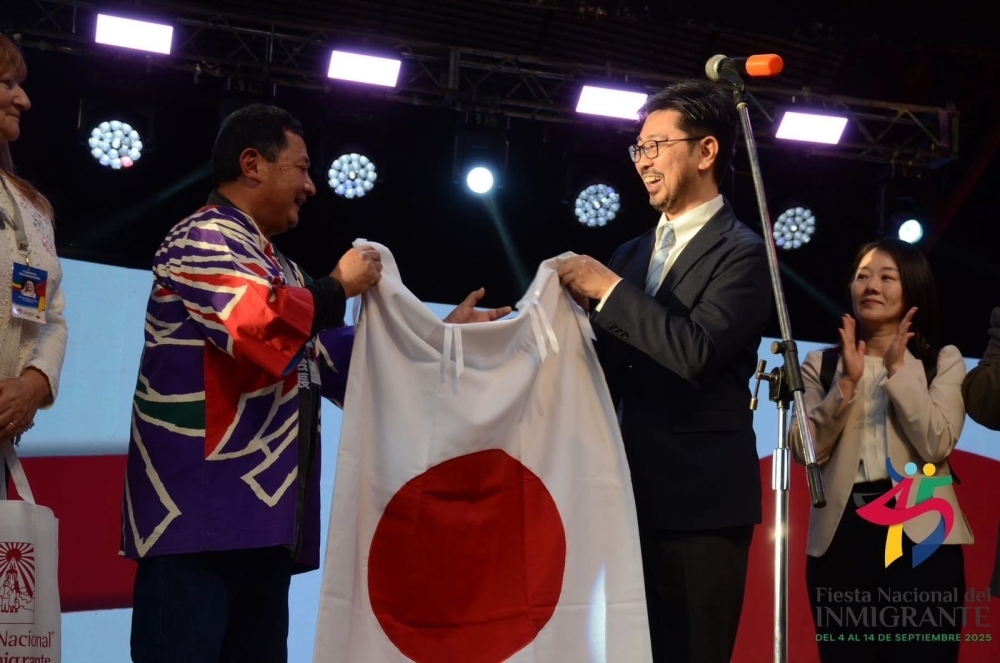 オベラ市国家移民祭1