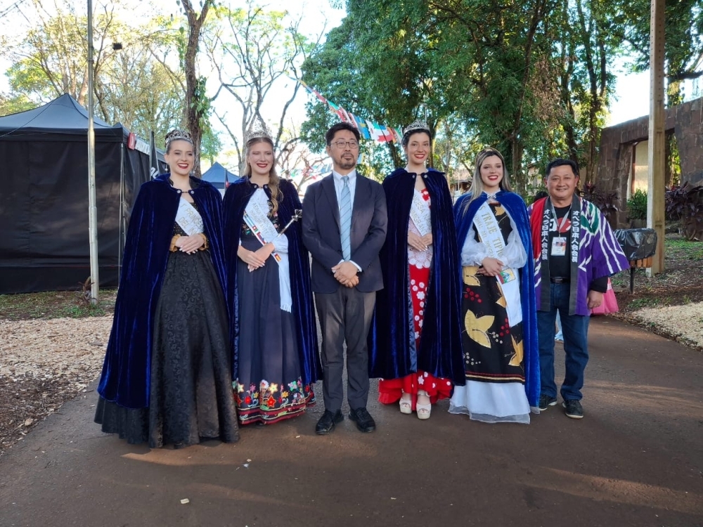 オベラ市国家移民祭4