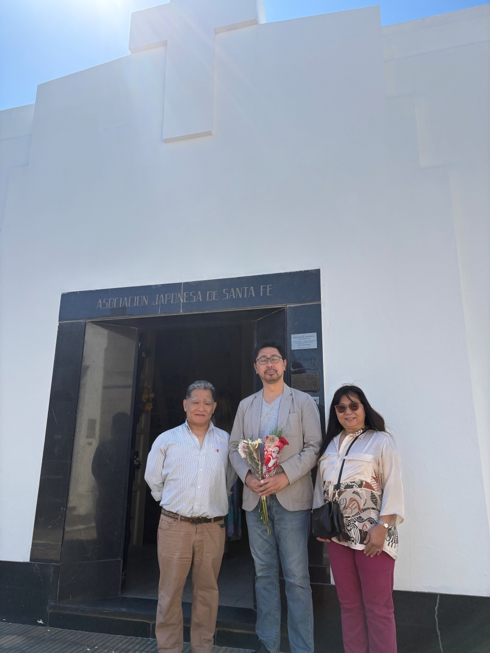 サンタフェ日本人会の日系人墓地　墓参り